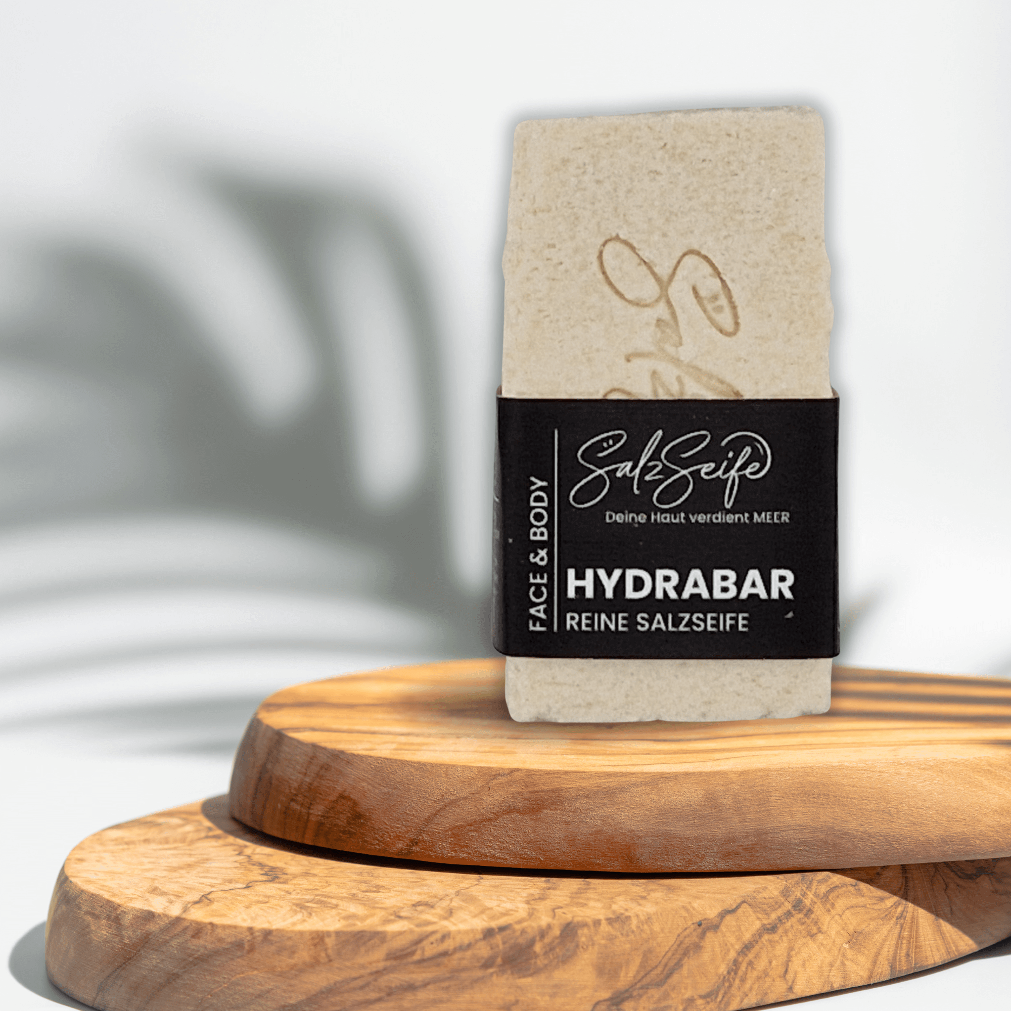 HydraBar Salzseife auf Seifenschale aus Holz
